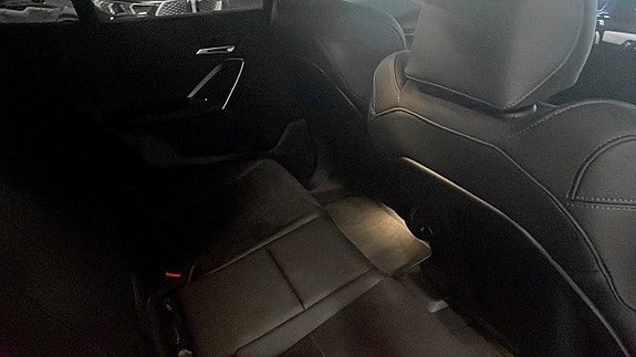 BMW iX2 5 of 9