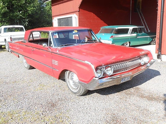 Mercury Montclair 3 of 5