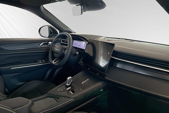 Lynk & Co 01 9 of 28