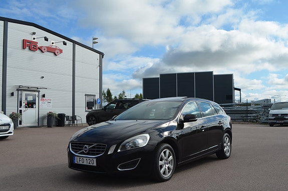 Volvo V60 3 of 5