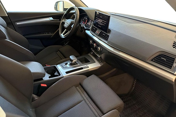 Audi Q5 11 of 25