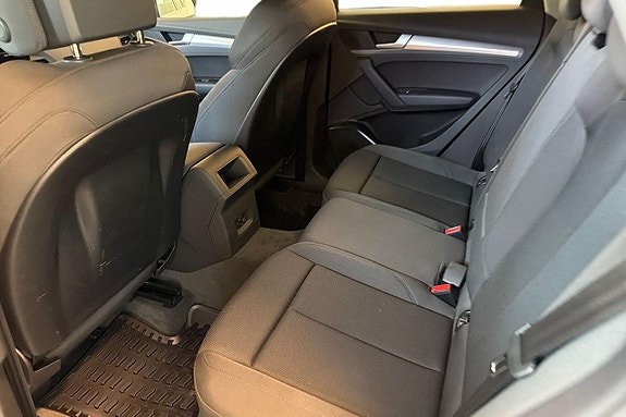 Audi Q5 10 of 25