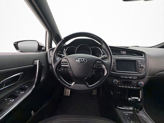 Kia Ceed 10 of 30