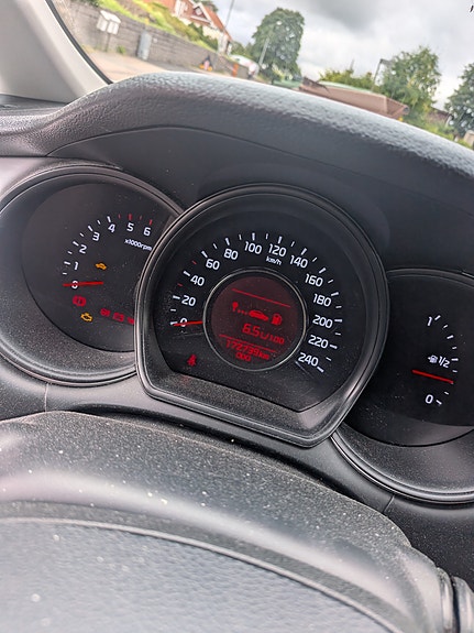 Kia Ceed 4 of 5