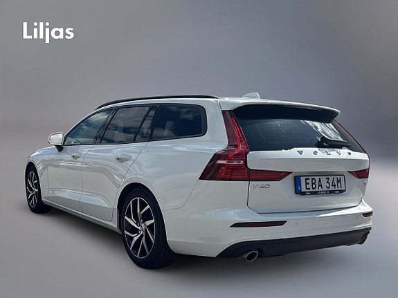Volvo V60 3 of 5