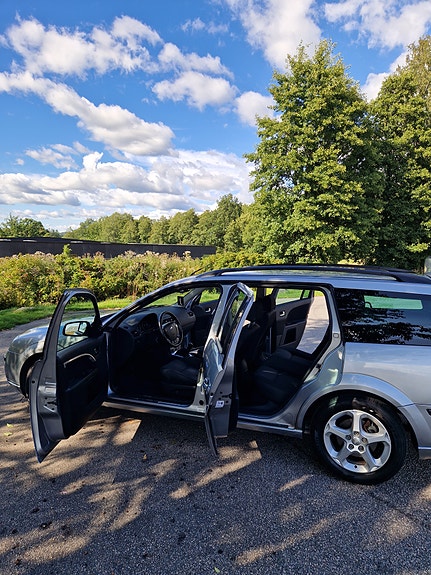 Ford Mondeo 8 of 14