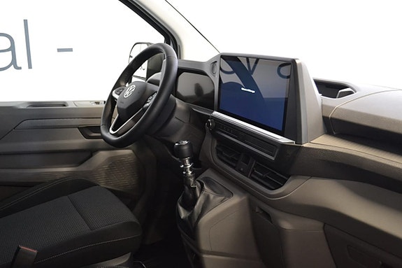 Volkswagen Caravelle 4 of 5