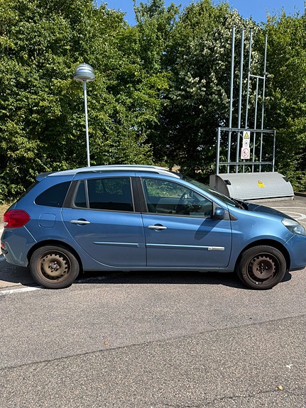 Renault Clio 3 of 8