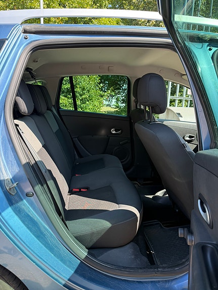 Renault Clio 7 of 8