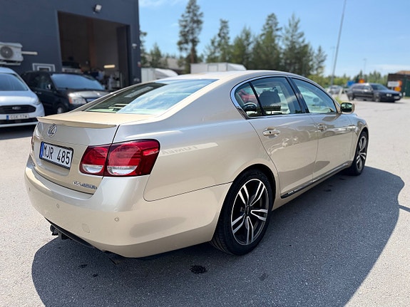 Lexus GS450h 4 of 5