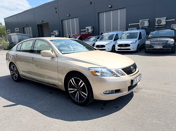 Lexus GS450h 2 of 5
