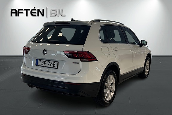 Volkswagen Tiguan 10 of 22