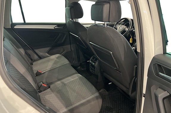 Volkswagen Tiguan 15 of 22