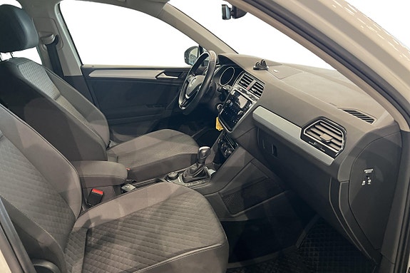 Volkswagen Tiguan 14 of 22