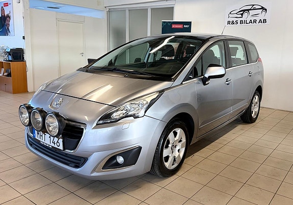 Peugeot 5008 3 of 5