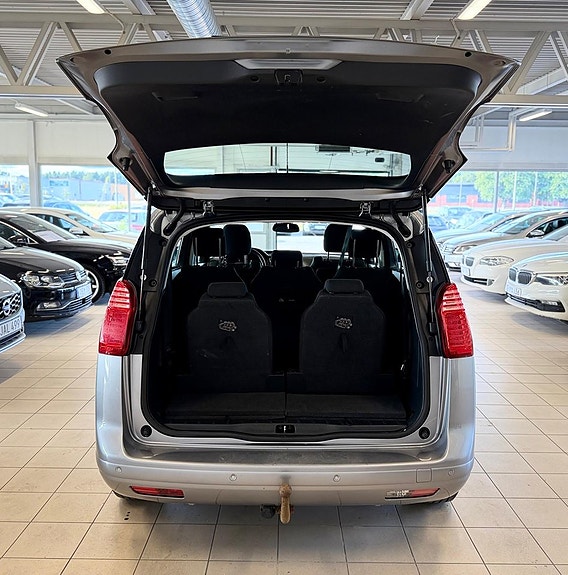 Peugeot 5008 6 of 16
