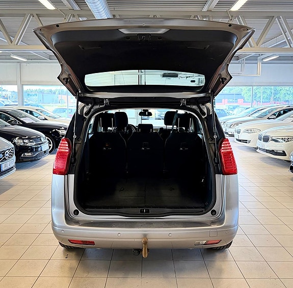Peugeot 5008 7 of 16