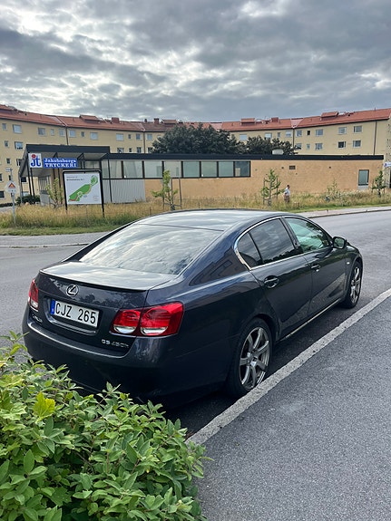 Lexus GS450h 10 of 11