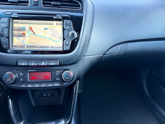 Kia Ceed 5 of 20