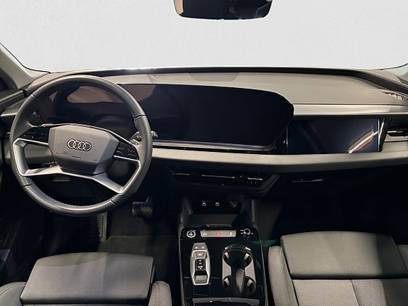 Audi Q6 e-tron 9 of 15