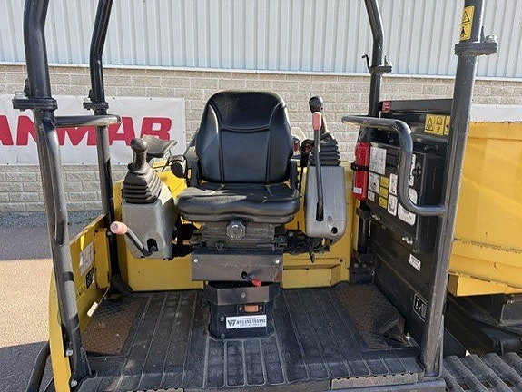 Yanmar C30R-3TV / 2,5 tons dumper med vridbart flak 8 of 11