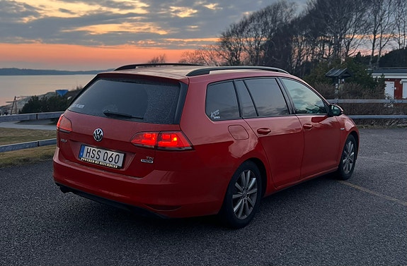 Volkswagen Golf VII 2 of 4