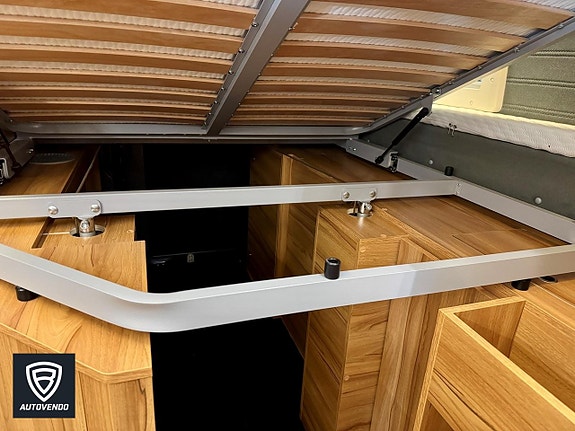 Affinity 295 One by Kabe Camper Van 15 of 27