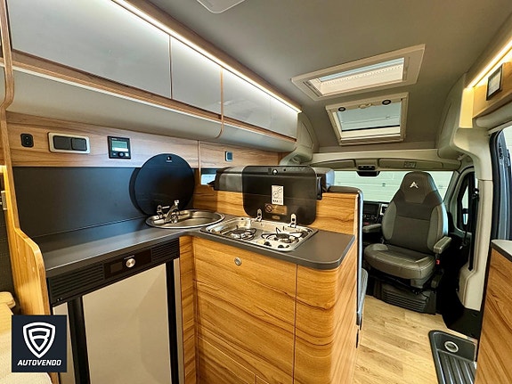 Affinity 295 One by Kabe Camper Van 19 of 27