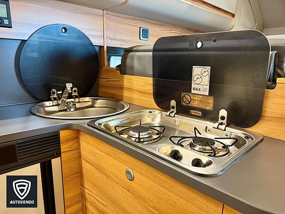 Affinity 295 One by Kabe Camper Van 18 of 27