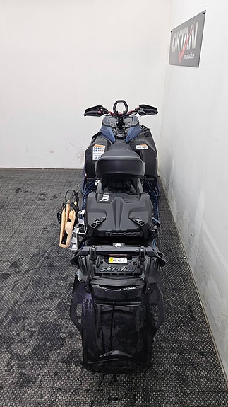 Ski-Doo Summit EXP 850 E-TEC T 2 of 5