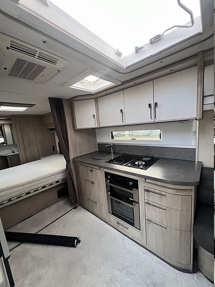 Kabe Imperial 740 TDL KS E8 Förmedling 7 of 13