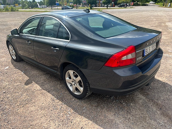 Volvo S80 6 of 8