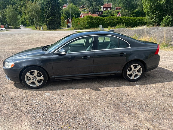 Volvo S80 5 of 8