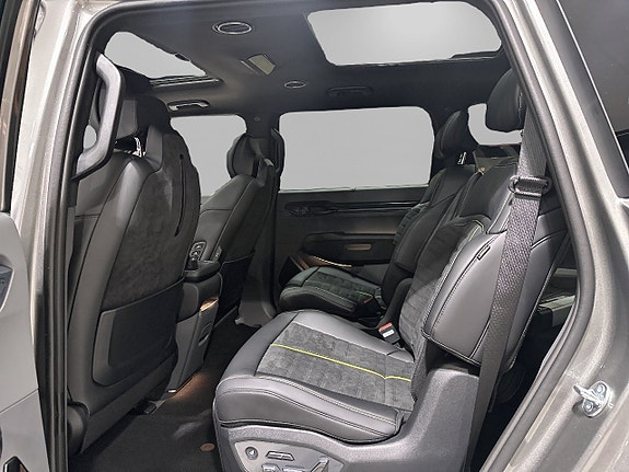 Kia EV9 9 of 17