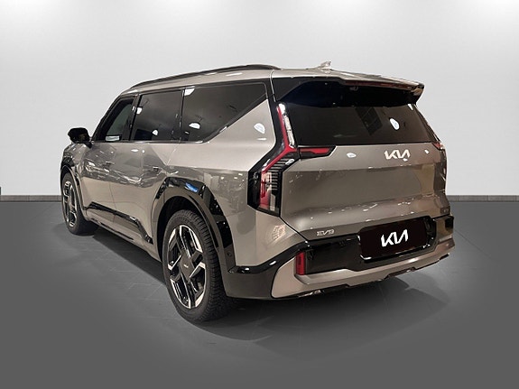 Kia EV9 6 of 17