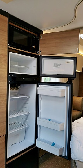 Adria Alpina 663 UK Ny bes. Alde. Markis. Barnkammare. 10 of 20