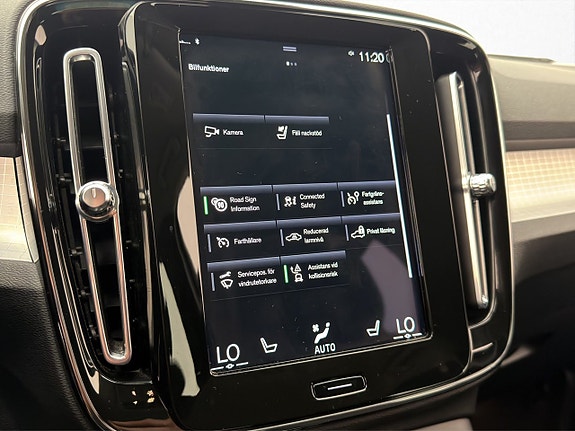 Volvo XC40 20 of 30