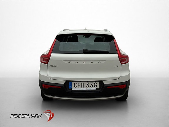 Volvo XC40 5 of 30
