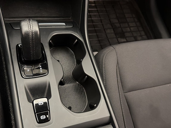 Volvo XC40 25 of 30