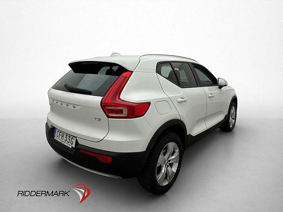 Volvo XC40 6 of 30