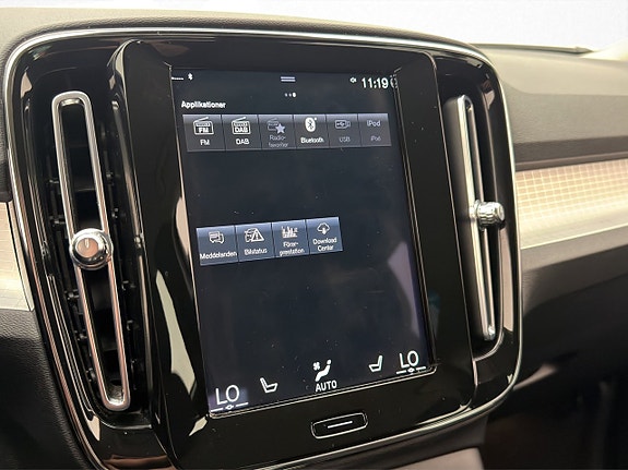 Volvo XC40 18 of 30