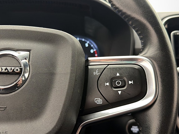 Volvo XC40 26 of 30
