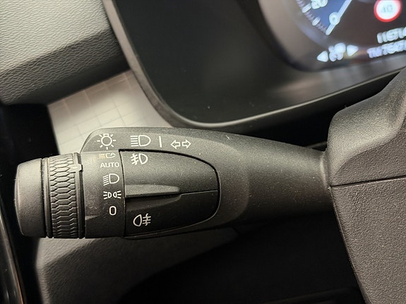 Volvo XC40 28 of 30