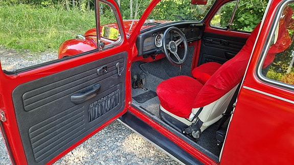 Volkswagen 1302 4 of 5