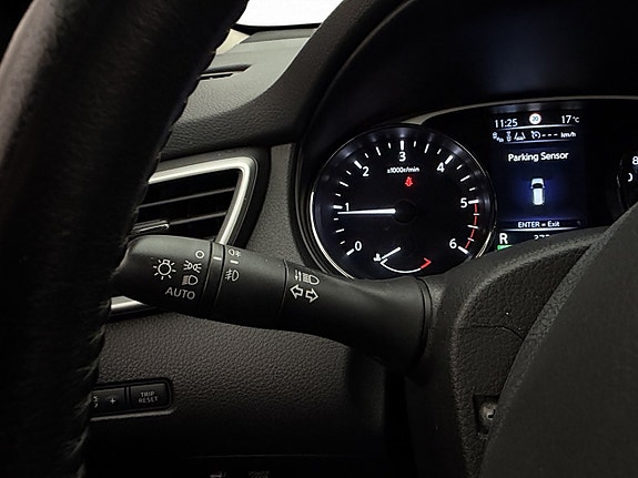 Nissan X-Trail 11 of 30