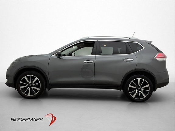 Nissan X-Trail 2 of 5