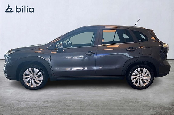 Suzuki S-Cross 3 of 5