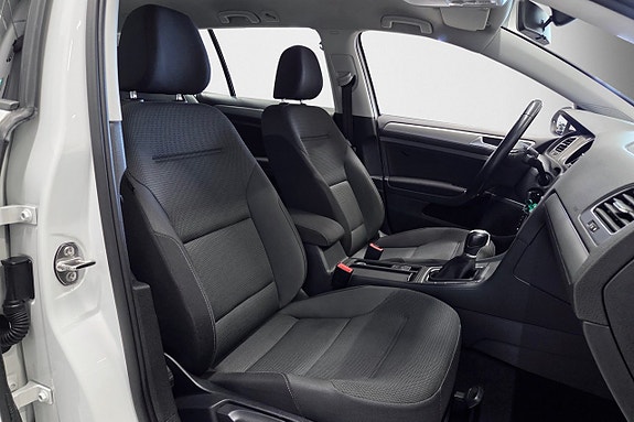 Volkswagen Golf VII 10 of 20
