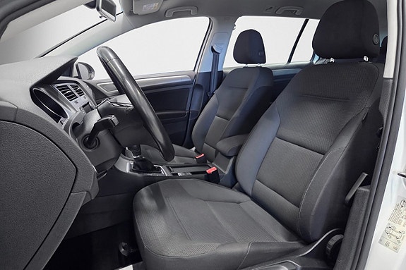Volkswagen Golf VII 9 of 20