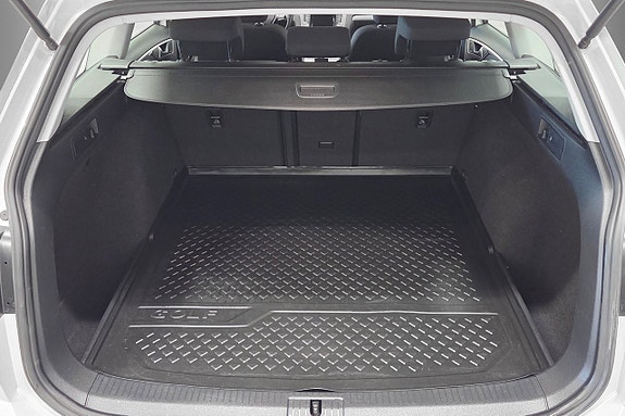 Volkswagen Golf VII 13 of 20